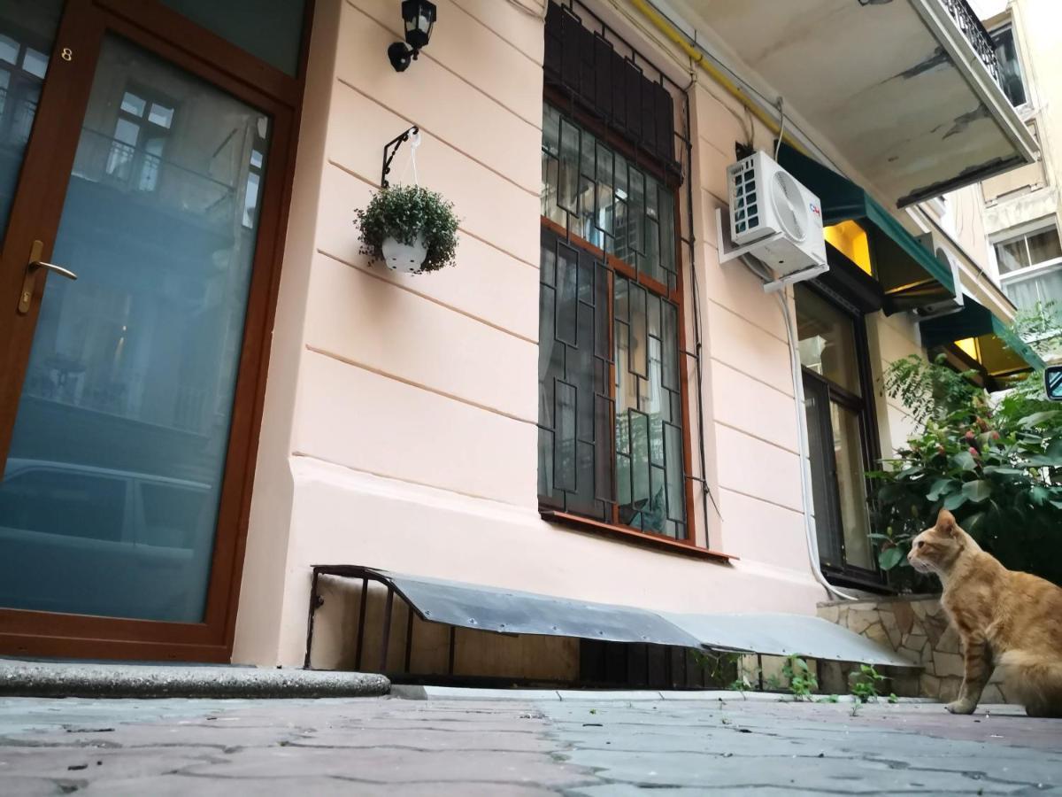 Затишні Апартаменти, Вулиця Дерибасівська, 13 Odessa Eksteriør bilde